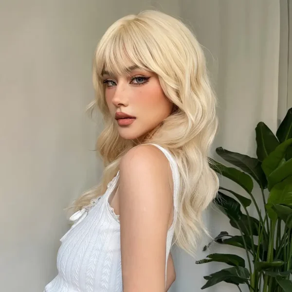 22-Inch Blonde Wig with Bangs - Wavy Synthetic Hair for Daily & Party Use